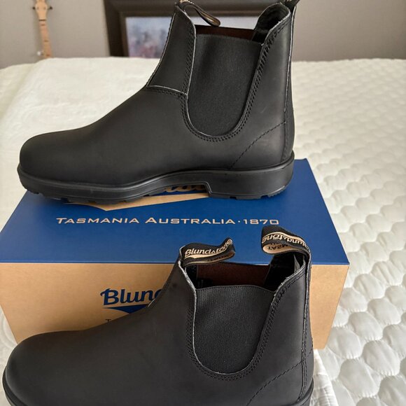 Blundstone 510 Chelsea Boots Brand New main image 6